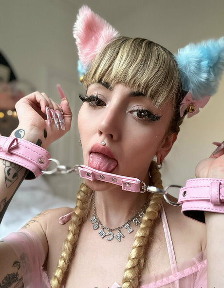 muashole ポルノスター 可愛い 写真