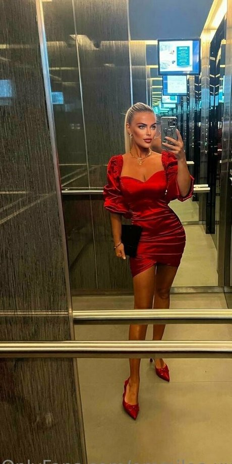 白人ニューハーフオンリーファンズ 美しいヌード アーカイブ