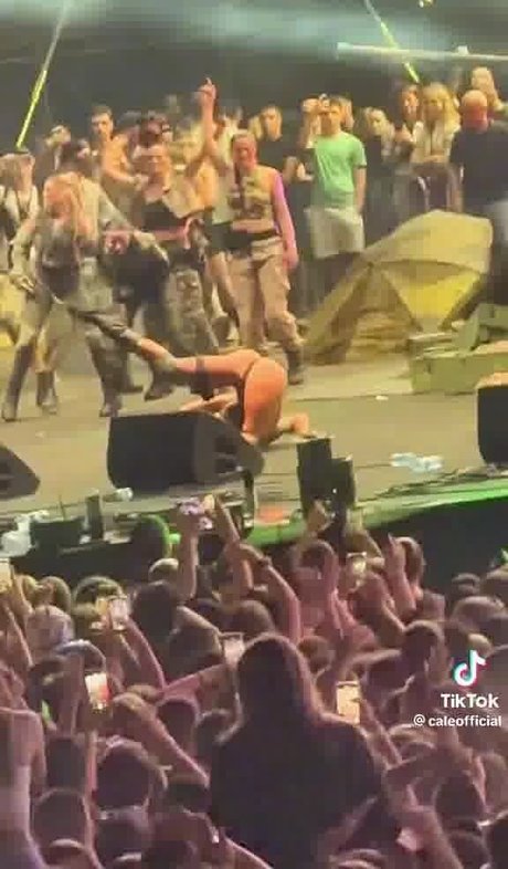 Teodora Dzehverovic ポルノモデル 画像