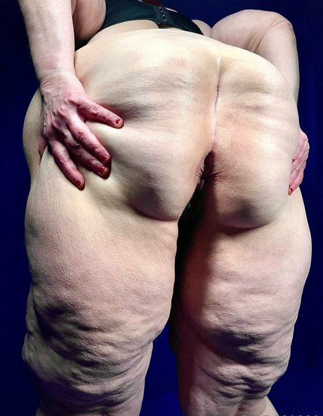 Godmama io 完璧な女優 写真