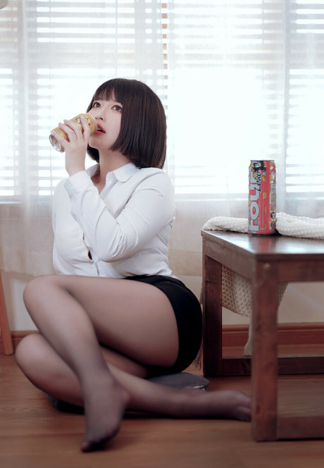 ポケモン オンリーファン セクシーヌード 写真