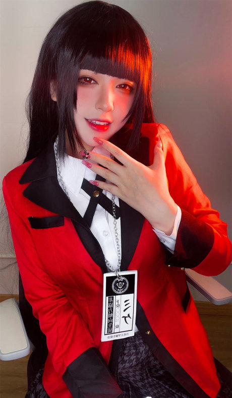 金髪の顔射オンリーファンズ 美しいポルノ 画像