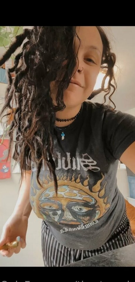 thestonedmom ホットなモデル 写真