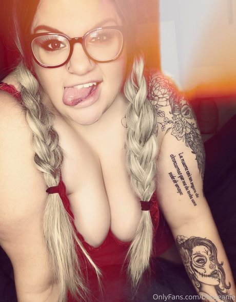 bbwjeanie HD女優 ギャラリー