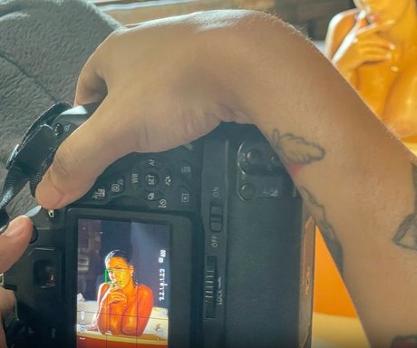 Sahra Rother スター ヌード 写真