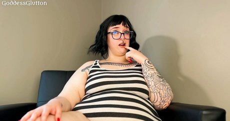 mommyglutton xxxモデル 写真