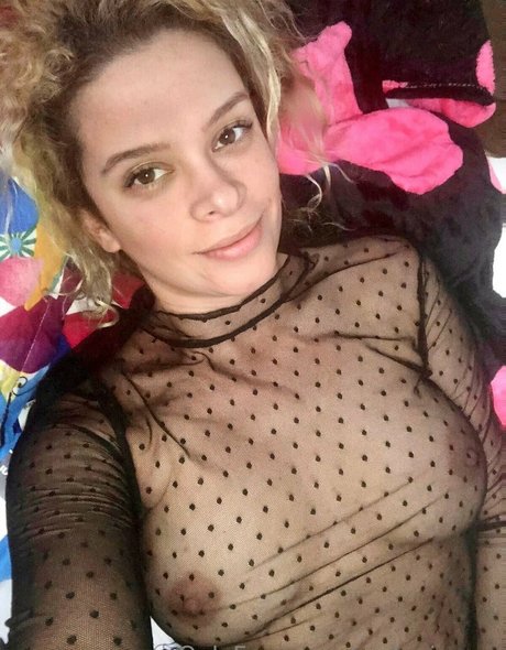 melanianew HD女優 写真