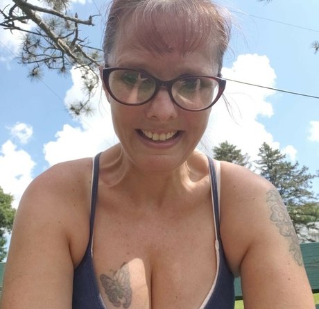 ジンジャーティーンオンリーファンズ トップ 画像