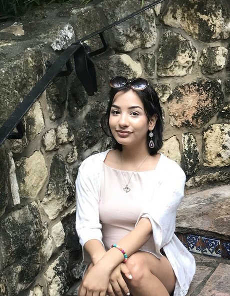 natdacat666 完璧なポルノスター 画像