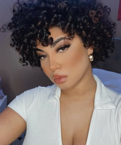 officialtloving セクシー女優 写真