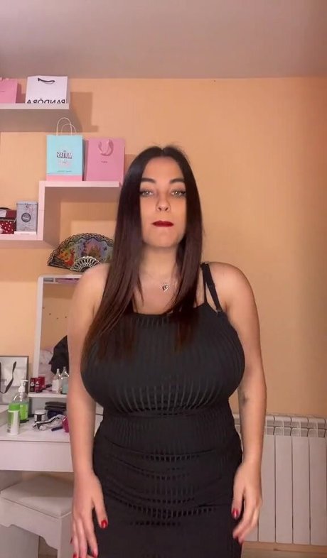 黒檀の熟女オンリーファンズ xxx 画像