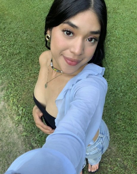 vashwty アダルトモデル 写真