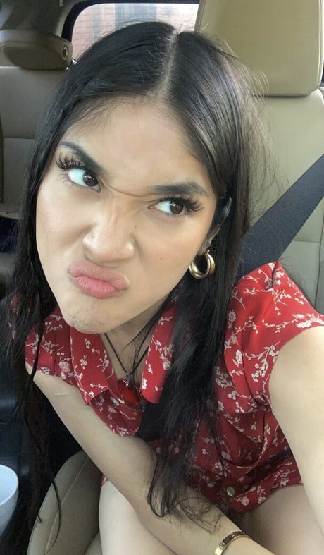 お尻を広げるオンリーファンズ 美しい 写真