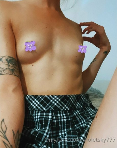 violetsky777 ホットモデル 画像