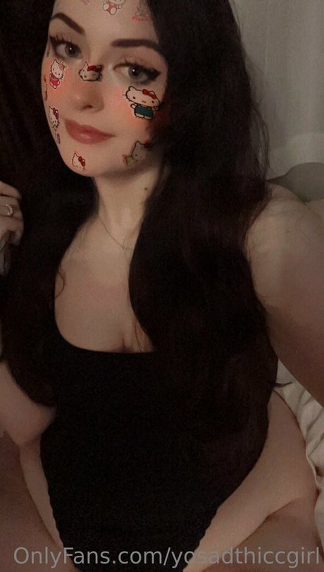 痩せたブルネットのオンリーファンズ 無料ヌード 画像