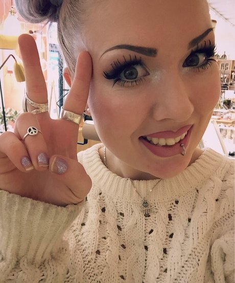 アラブのゲイオンリーファンズ 美しいxxx 写真