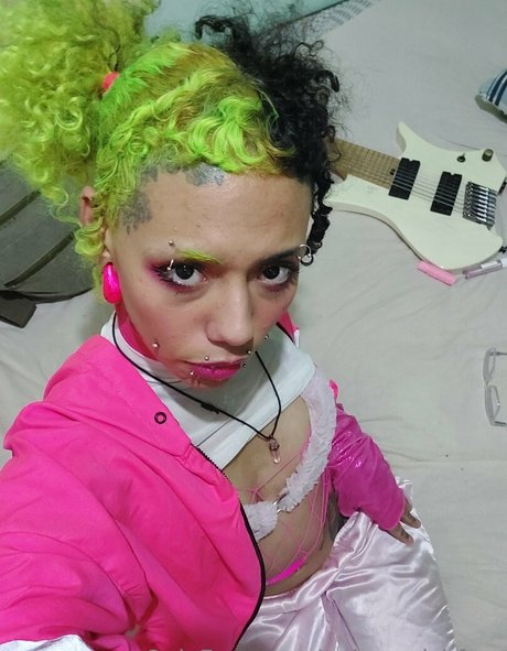 poisonwishfree 素敵なモデル 画像