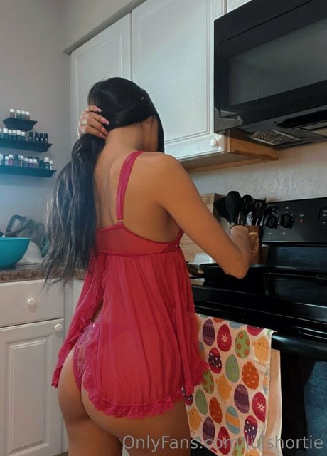 lulshortie 女優 ギャラリー