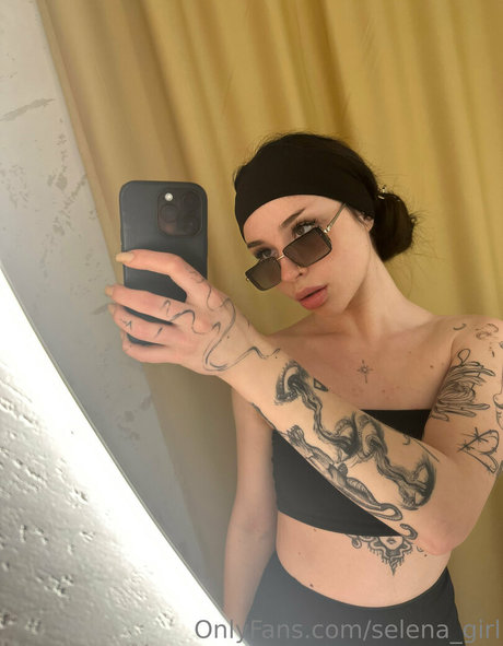 黒人ゲイオンリーファンズ セクシーヌード 画像