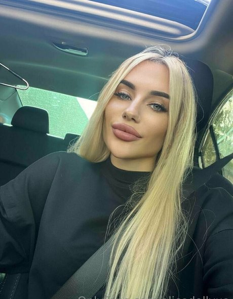 alicedollyua ポルノスター アダルト 画像