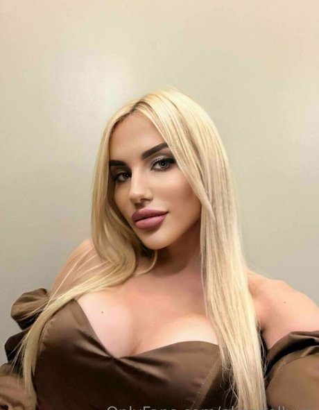 alicedollyua 素敵な女優 画像