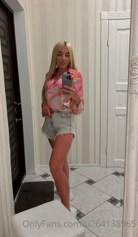 alicedollyua xxxポルノスター ギャラリー