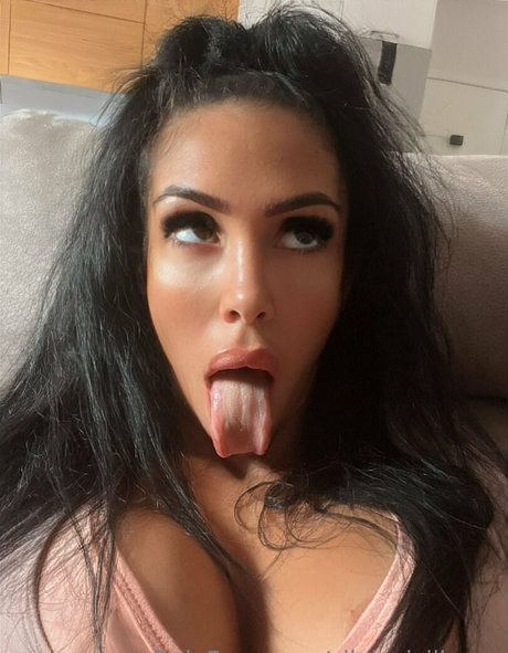 モンスターコックオンリーファンズ 無料エロ 写真