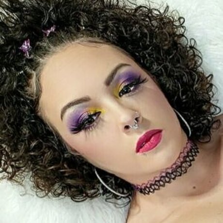 ハードコアアジアンオンリーファンズ 裸 画像