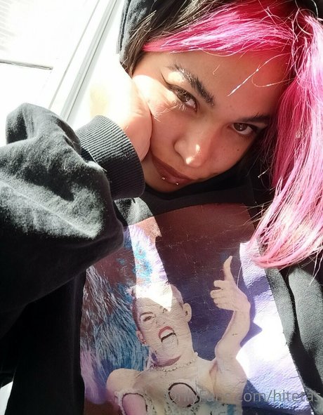 hitetas 高品質モデル 写真