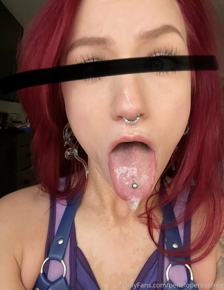 セクシーなブルネットのオンリーファンズ ポルノ 画像