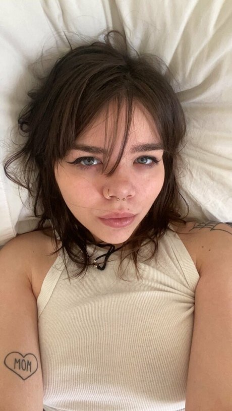 nikkiinatural 素敵な女優 写真