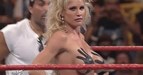 Rena Lesnar アート女優 ギャラリー