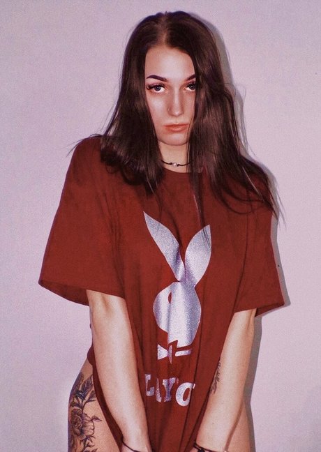 babysaraxoxo 高品質のポルノスター 画像