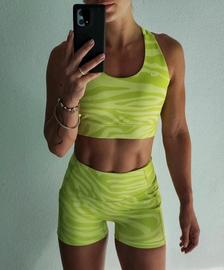 赤毛のセックスオンリーファンズ 無料xxx 画像