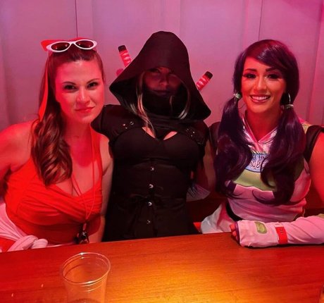 エクストリームオンリーファン ポルノグラフィック 写真