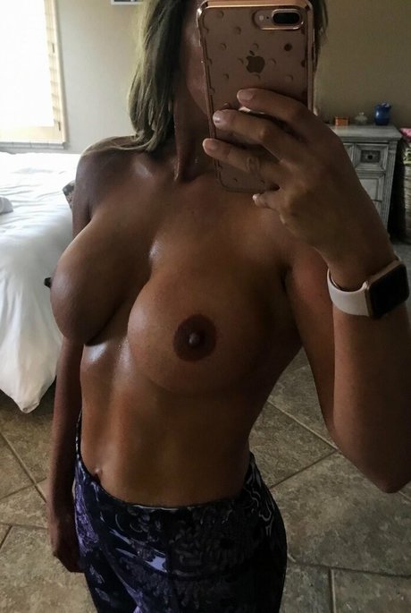 黒檀BDSMオンリーファンズ 無料ヌード 画像