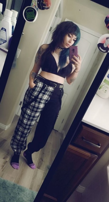 Knives xxxモデル ギャラリー