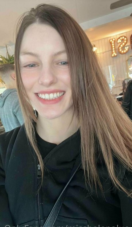 misshelenalue アートモデル 写真