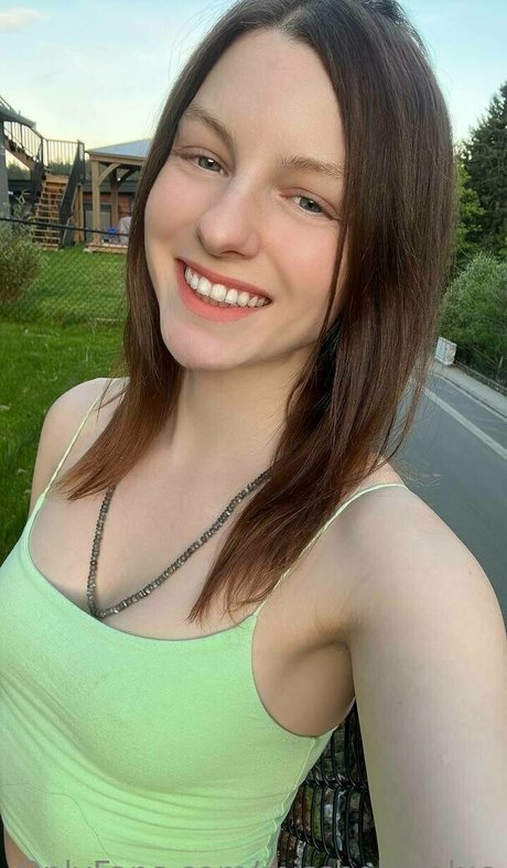 misshelenalue 独占モデル 写真