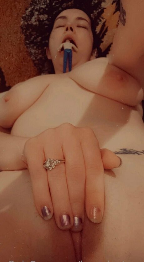 lovegiantess かわいいモデル 画像