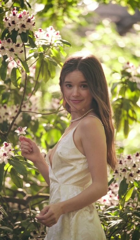 A Bit Rebecca ポルノスター ギャラリー