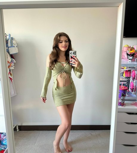 freedellieisla ポルノスター パーフェクト 写真