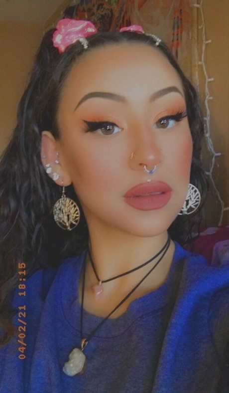 40歳のオンリーファンズ トップ 画像