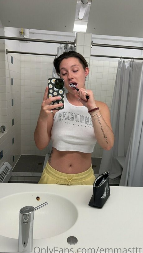 熟女のおっぱいオンリーファンズ アダルト アーカイブ