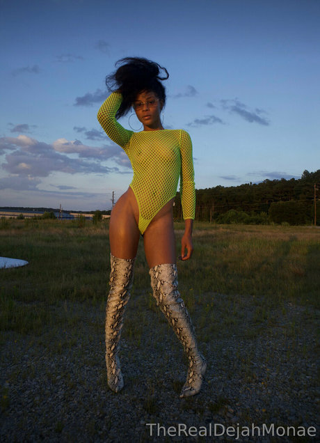 therealdejahmonae ポルノモデル 画像