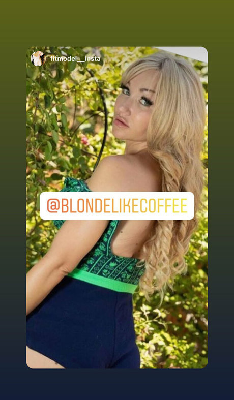 角質の女の子オンリーファンズ ホットポルノ 写真