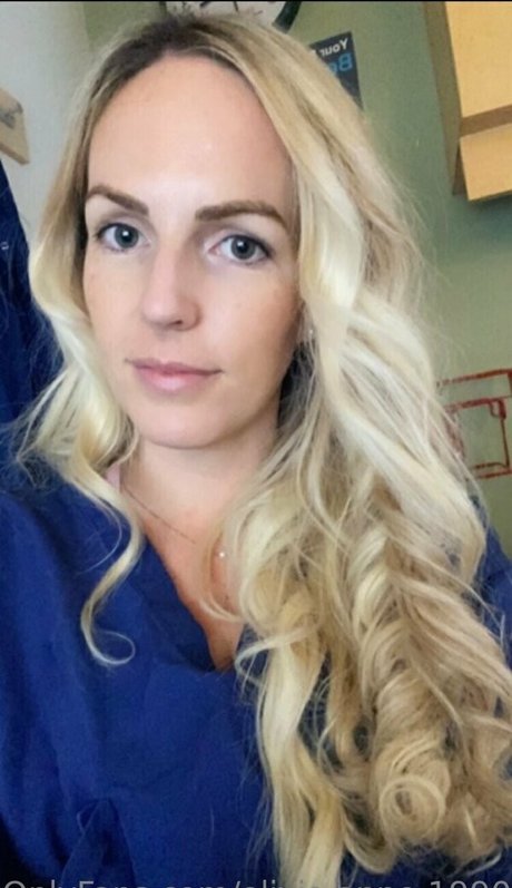 Olivia Anne 1990 最高のモデル アーカイブ