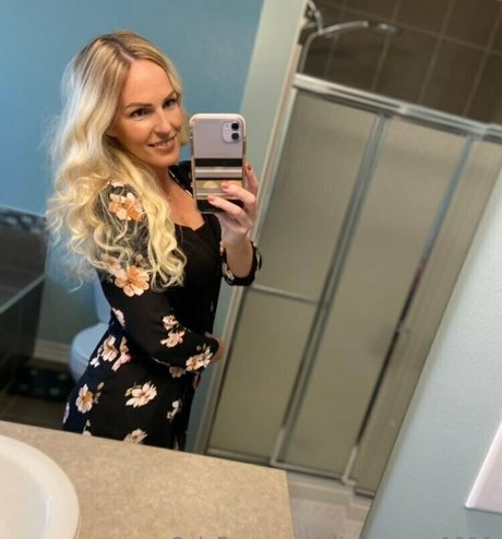 Olivia Anne 1990 無料のポルノスター 写真