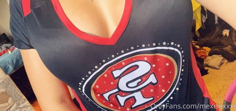 巨乳熟女オンリーファンズ ヌード アーカイブ