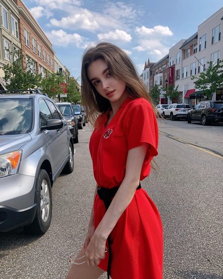 Elina Karimova 無料スター 写真